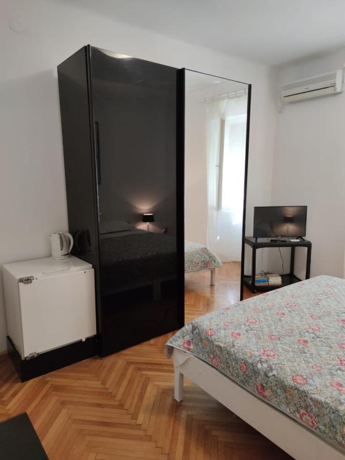 Private Accommodation Raspudic Split Exteriör bild